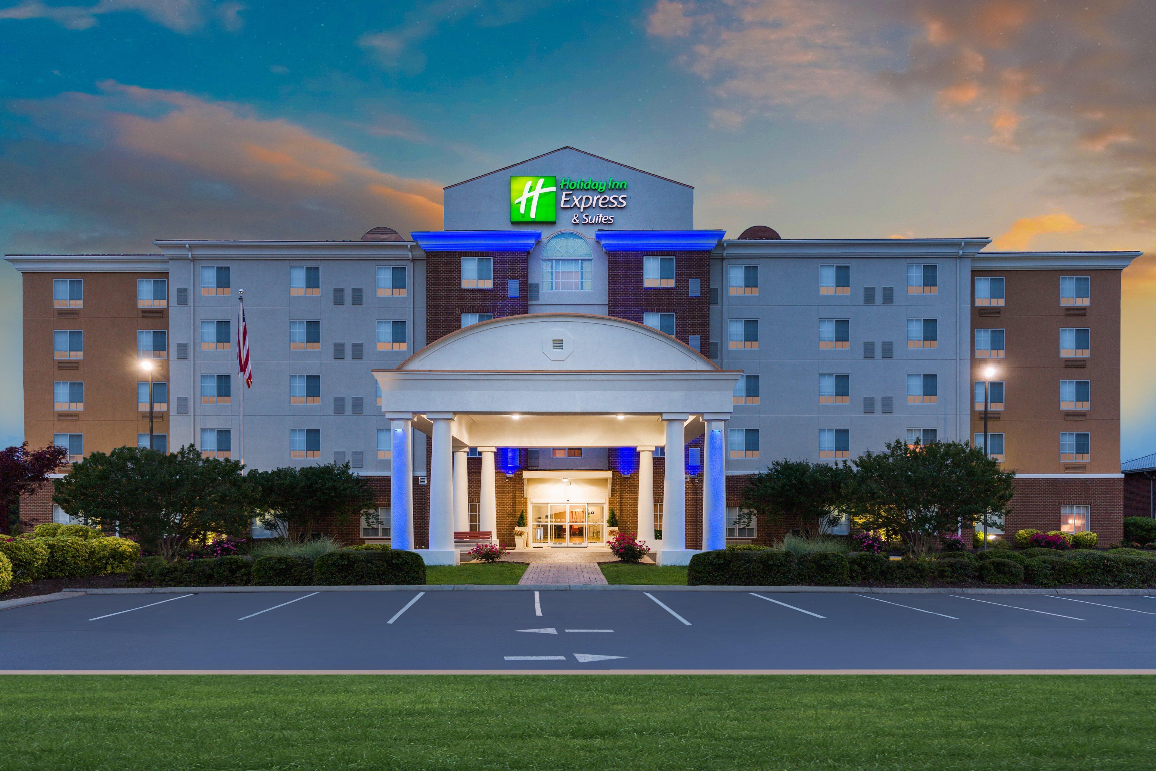 Holiday Inn Express Hotel And Suites Petersburg - Fort Lee, An Ihg Hotel Exteriör bild